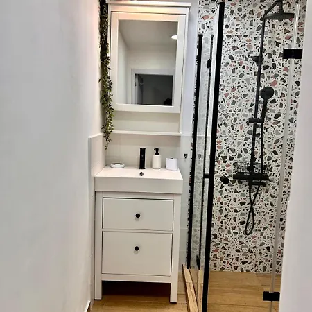 Apartment Cozy&quiet L 1bd L Free Parking *